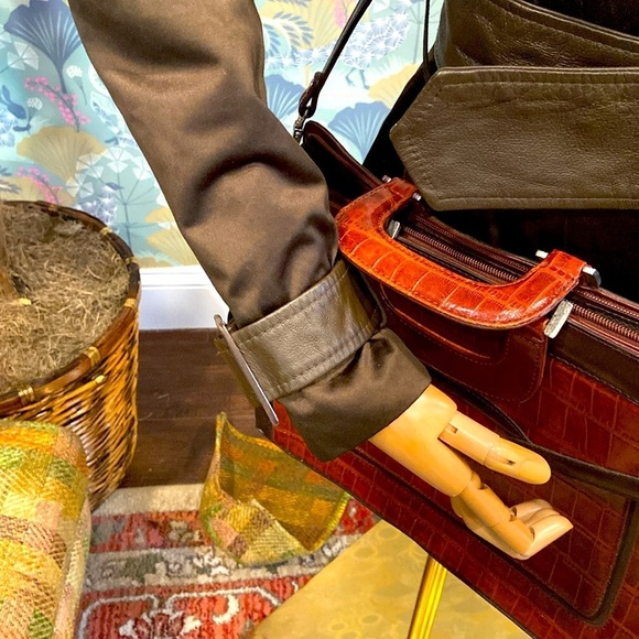 Bebe leather and satin trench coat with belt and snaps Sz S - Picture 4 of 15